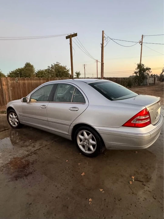 2004 Mercedes-Benz W203 C-Class - Image 3 of 6