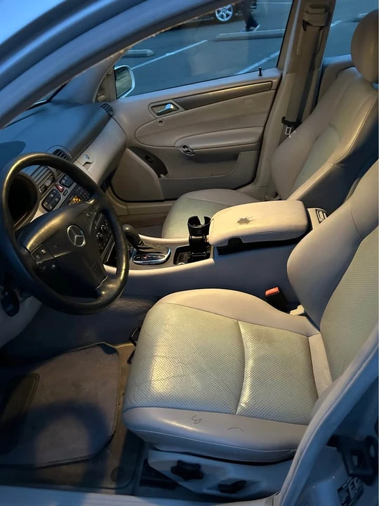 2004 Mercedes-Benz W203 C-Class - Image 9 of 10