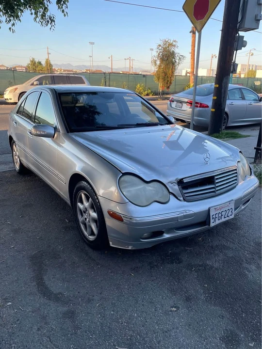 2004 Mercedes-Benz W203 C-Class - Image 10 of 19