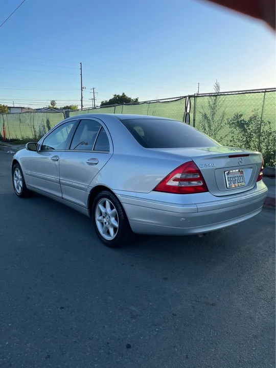2004 Mercedes-Benz W203 C-Class - Image 4 of 19