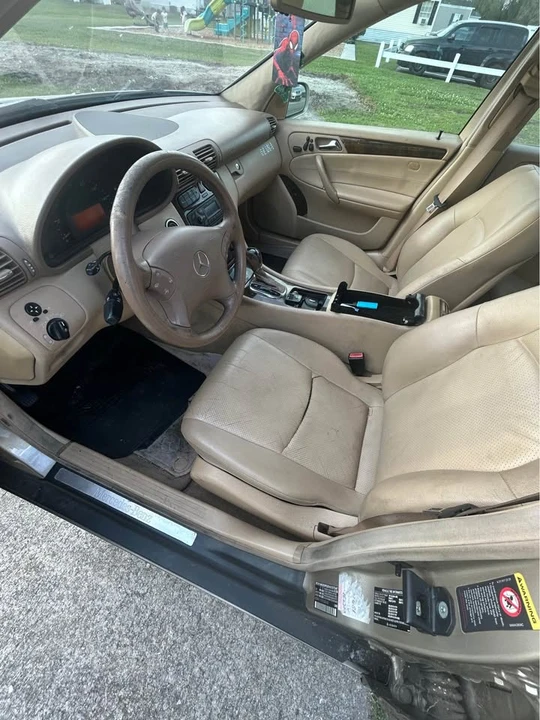 2004 Mercedes-Benz W203 C-Class - Image 5 of 8