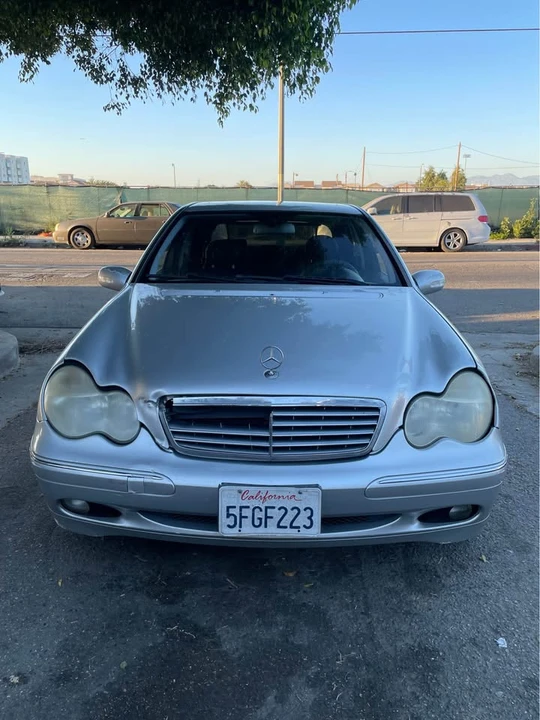 2004 Mercedes-Benz W203 C-Class - Image 17 of 19