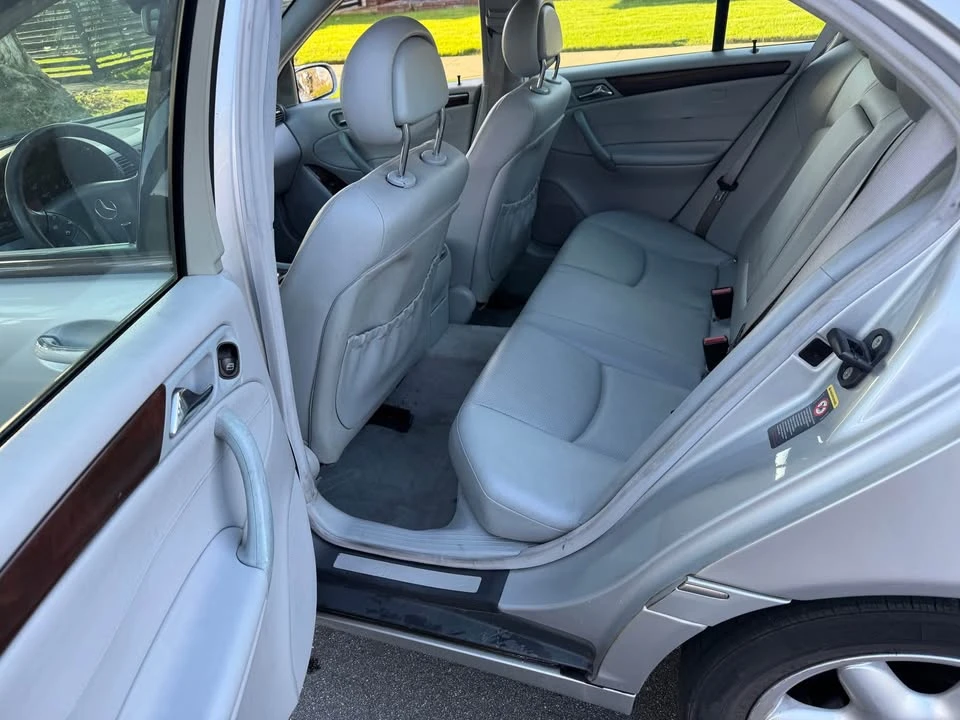 2004 Mercedes-Benz W203 C-Class - Image 6 of 7