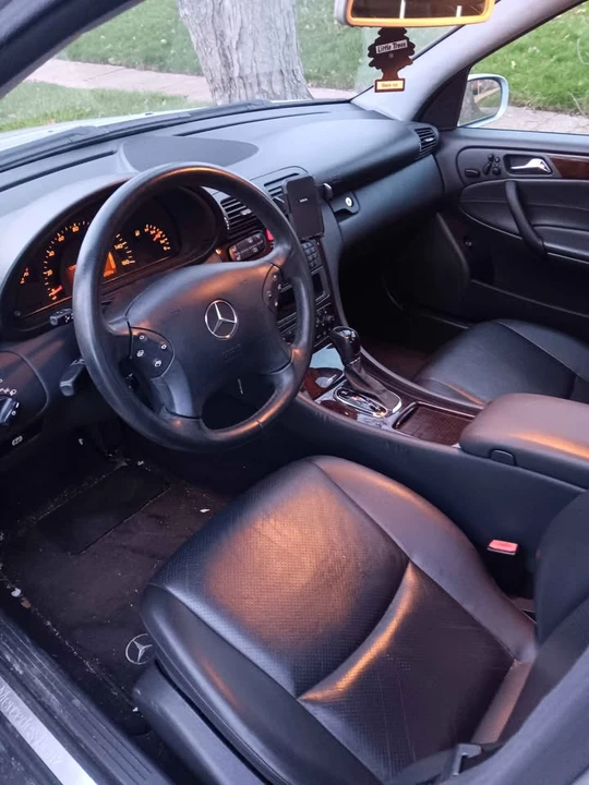 2004 Mercedes-Benz W203 C-Class - Image 7 of 13
