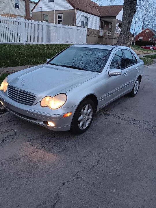 2004 Mercedes-Benz W203 C-Class - Image 4 of 13