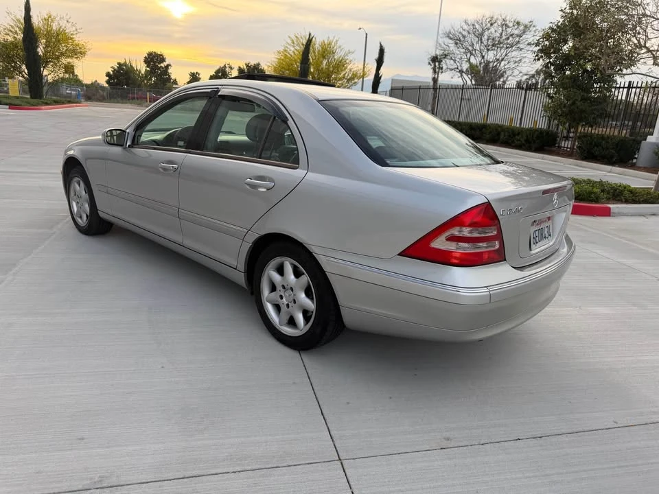 2004 Mercedes-Benz W203 C-Class - Image 3 of 9