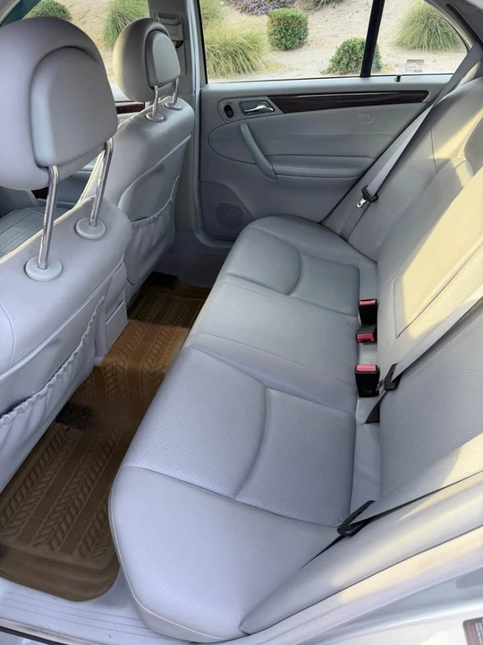 2004 Mercedes-Benz W203 C-Class - Image 8 of 9
