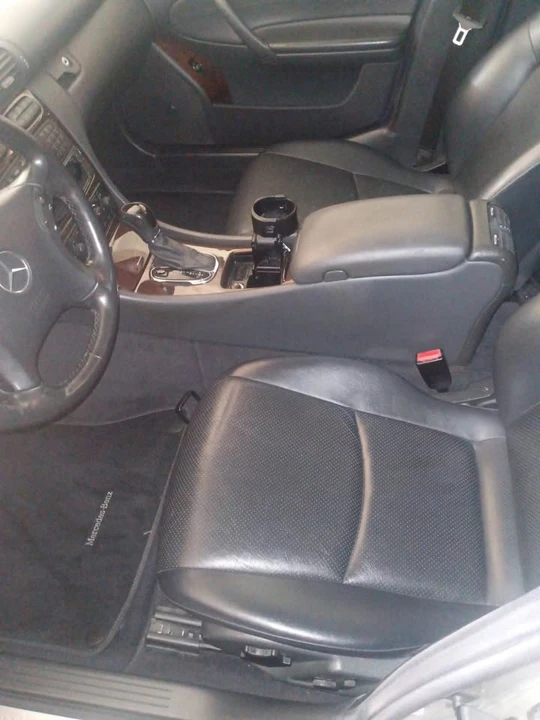 2004 Mercedes-Benz W203 C-Class - Image 4 of 6