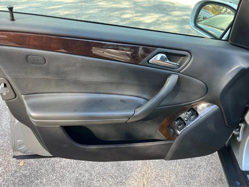 2004 Mercedes-Benz W203 C-Class - Image 7 of 10