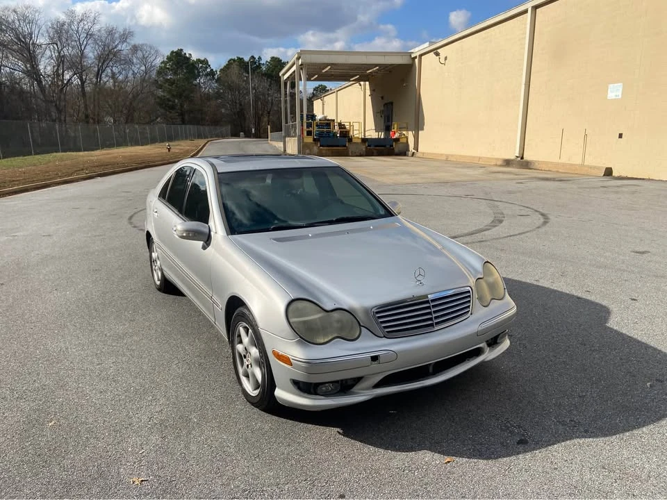 2004 Mercedes-Benz W203 C-Class - Image 10 of 19