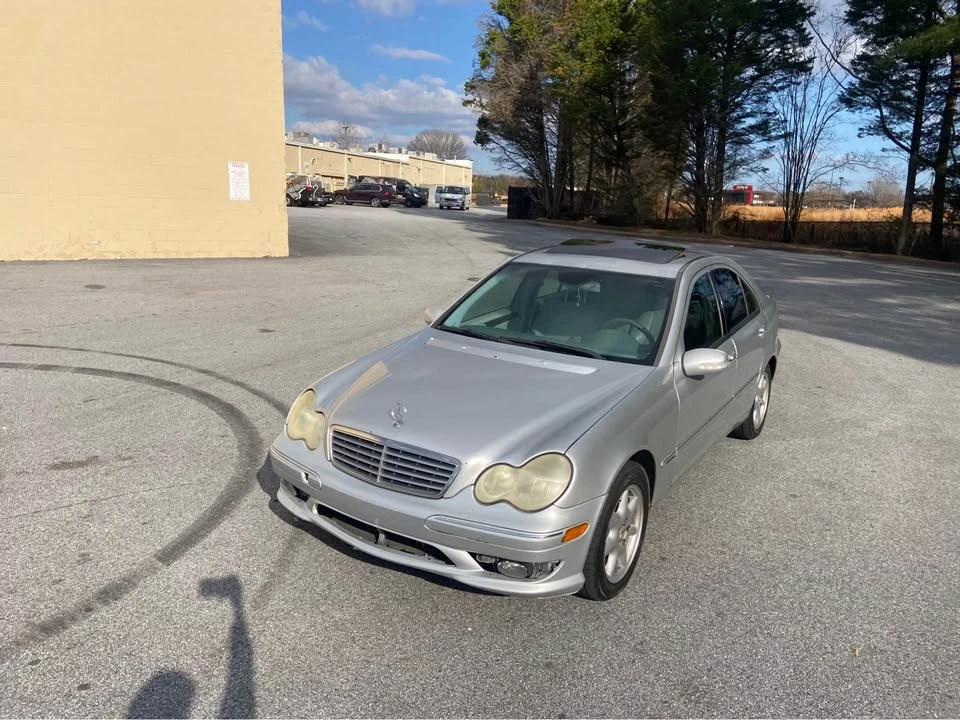 2004 Mercedes-Benz W203 C-Class - Image 9 of 19