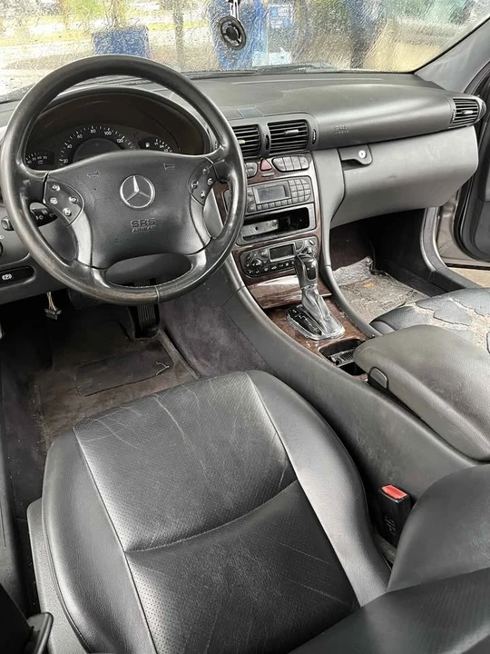 2004 Mercedes-Benz W203 C-Class - Image 5 of 8