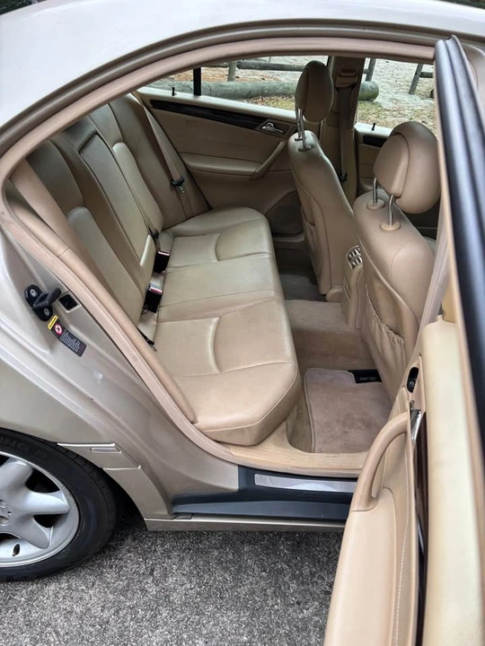 2004 Mercedes-Benz W203 C-Class - Image 6 of 7