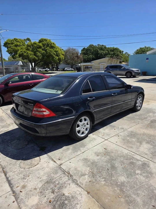 2004 Mercedes-Benz W203 C-Class - Image 3 of 6