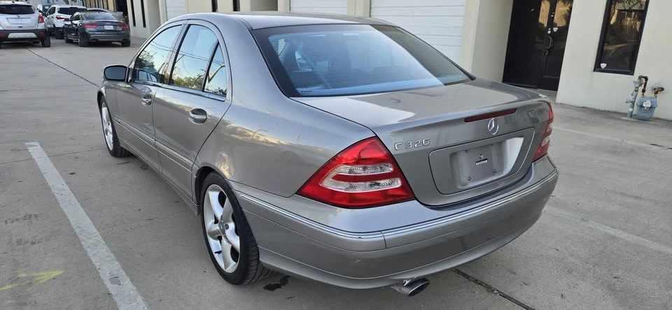 2004 Mercedes-Benz W203 C-Class - Image 4 of 20