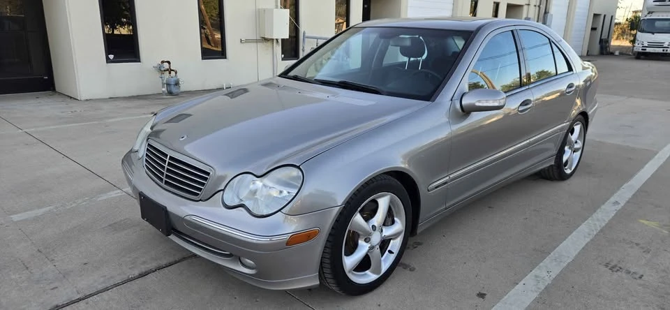 2004 Mercedes-Benz W203 C-Class - Image 2 of 20