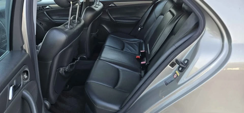 2004 Mercedes-Benz W203 C-Class - Image 13 of 20