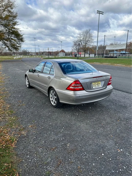 2004 Mercedes-Benz W203 C-Class - Image 4 of 11