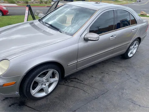 2004 Mercedes-Benz C-Class C320