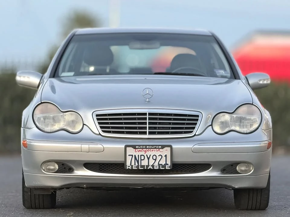 2004 Mercedes-Benz W203 C-Class - Image 2 of 7
