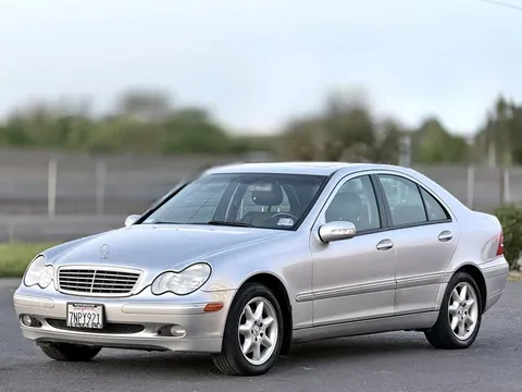 2004 Mercedes-Benz C-Class C 320 4MATIC