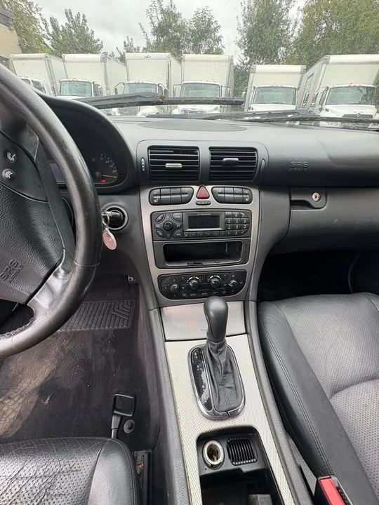 2004 Mercedes-Benz W203 C-Class - Image 7 of 9
