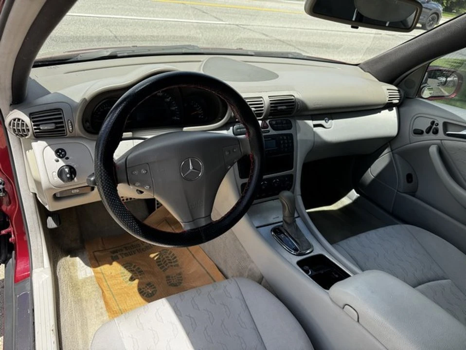 2004 Mercedes-Benz W203 C-Class - Image 11 of 20