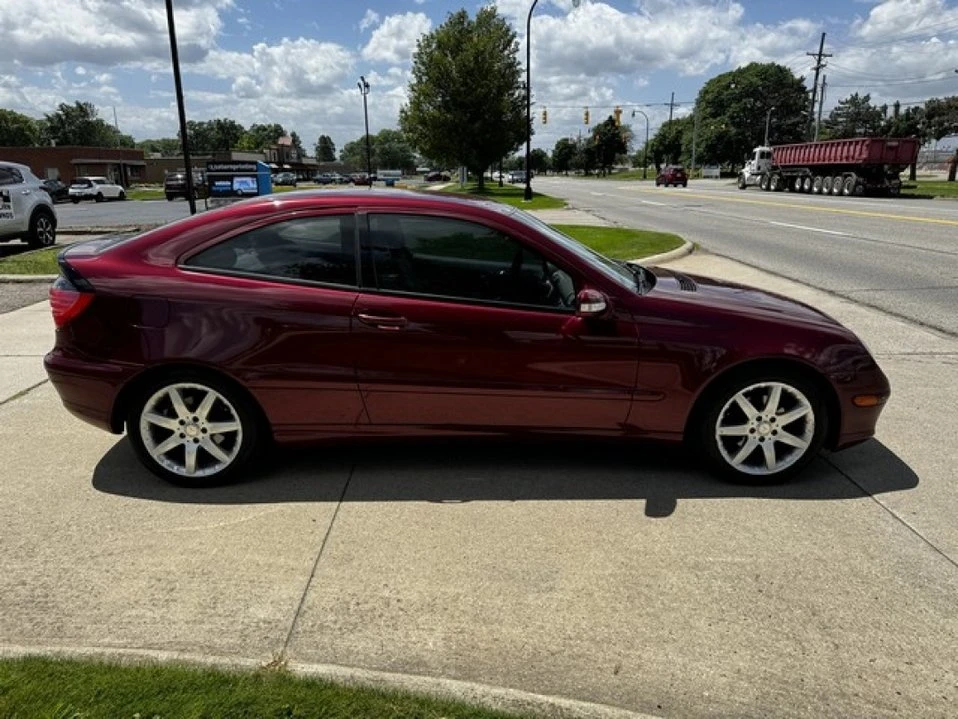 2004 Mercedes-Benz W203 C-Class - Image 2 of 20