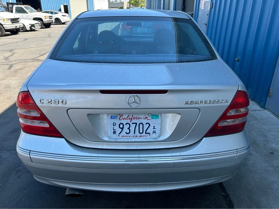 2004 Mercedes-Benz W203 C-Class - Image 5 of 11