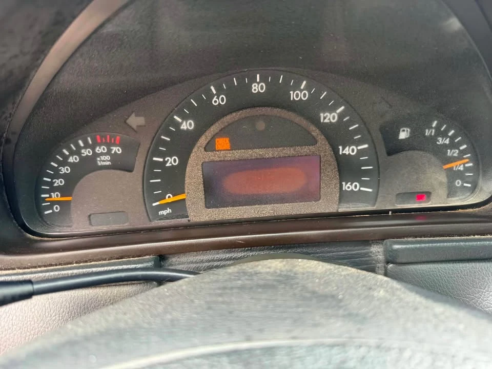 2004 Mercedes-Benz W203 C-Class - Image 8 of 12