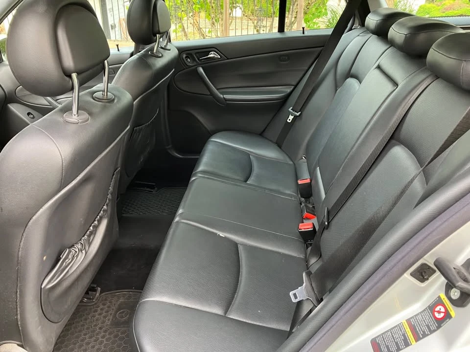 2004 Mercedes-Benz W203 C-Class - Image 8 of 18