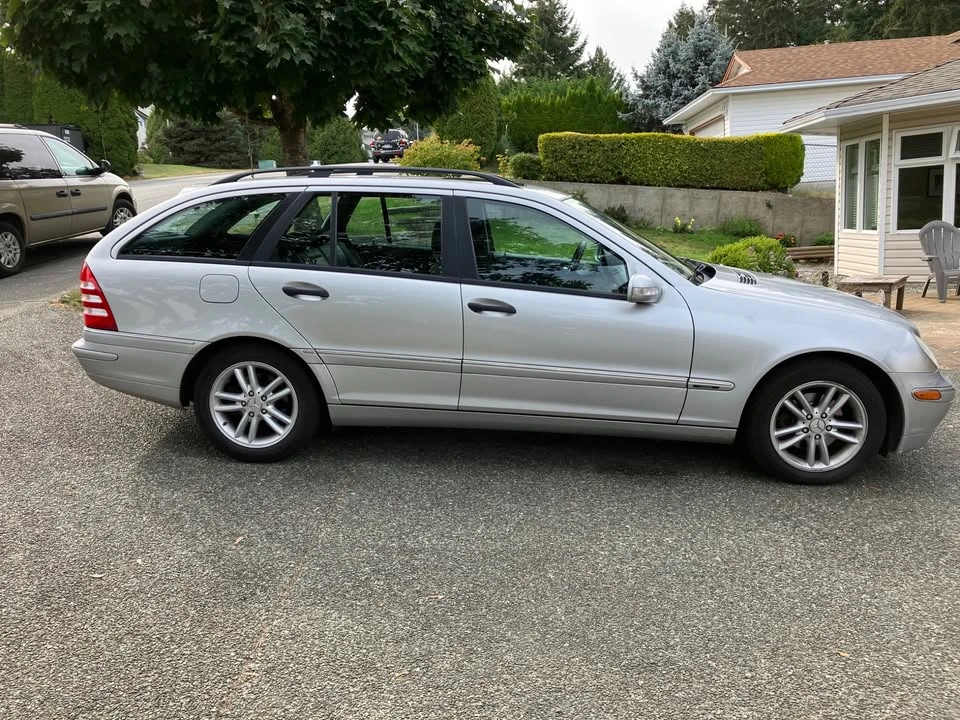 2004 Mercedes-Benz W203 C-Class - Image 2 of 18