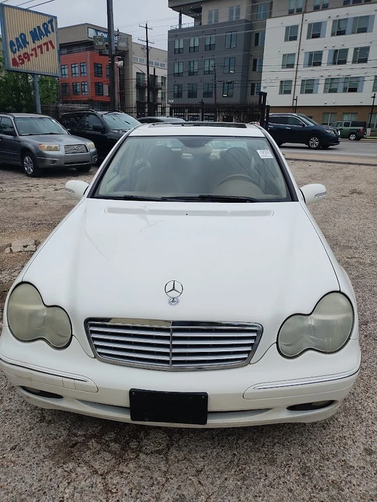 2004 Mercedes-Benz W203 C-Class - Image 2 of 10