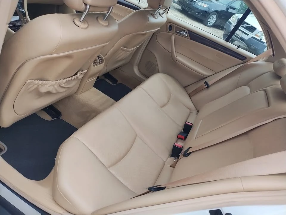 2004 Mercedes-Benz W203 C-Class - Image 6 of 10