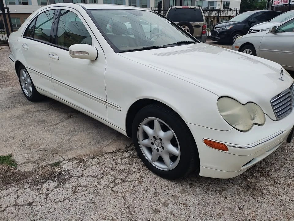 2004 Mercedes-Benz W203 C-Class - Image 3 of 10
