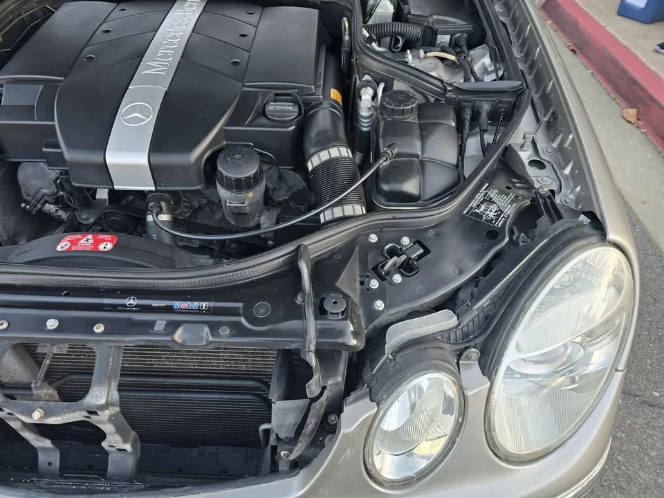 2004 Mercedes-Benz W211 E-Class - Image 14 of 17