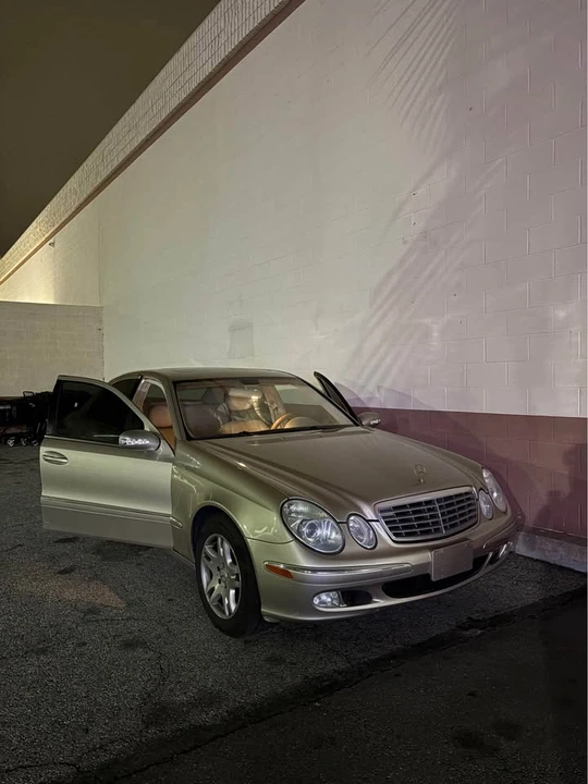 2004 Mercedes-Benz W211 E-Class - Image 8 of 9