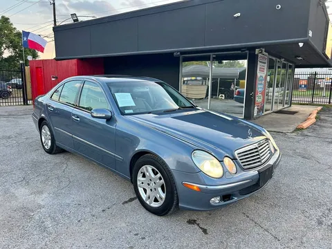2004 Mercedes-Benz E320