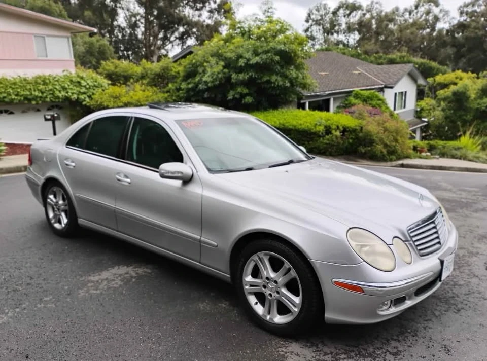 2004 Mercedes-Benz W211 E-Class - Image 2 of 2