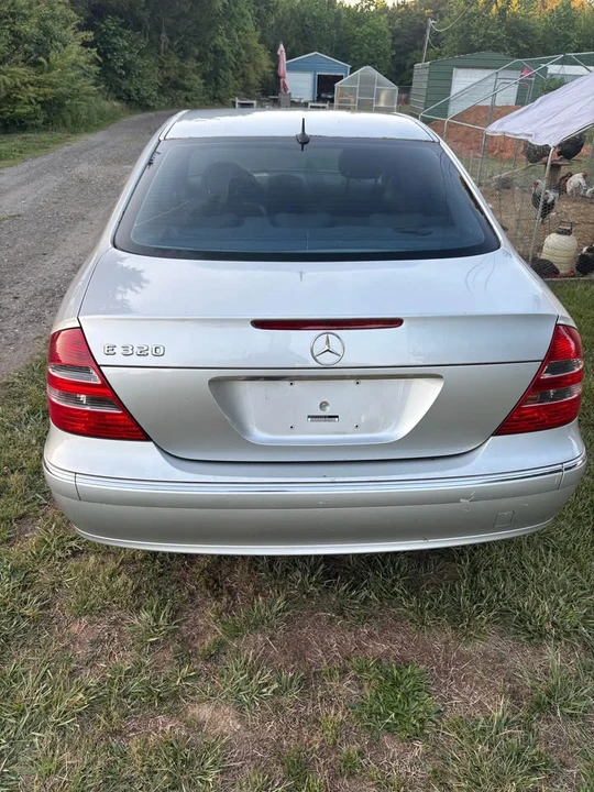 2004 Mercedes-Benz W211 E-Class - Image 2 of 10
