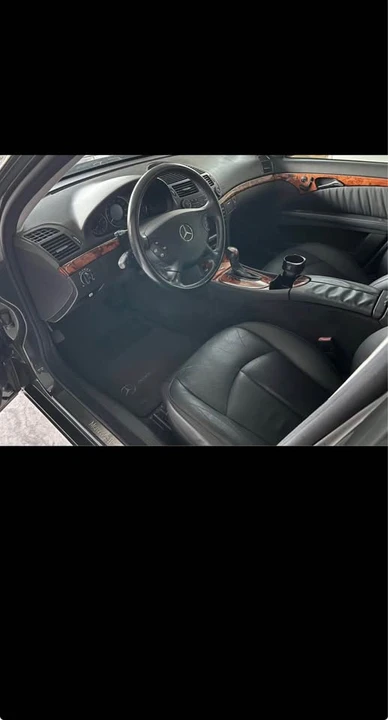 2004 Mercedes-Benz W211 E-Class - Image 2 of 3