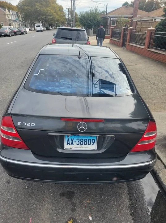 2004 Mercedes-Benz W211 E-Class - Image 9 of 15