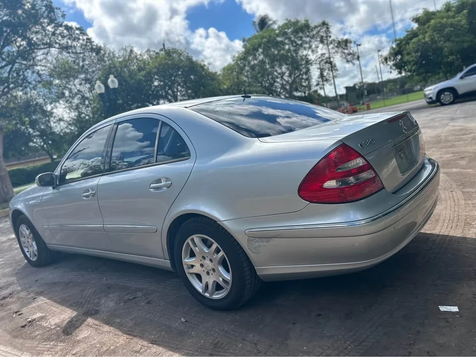 2004 Mercedes-Benz W211 E-Class - Image 15 of 19