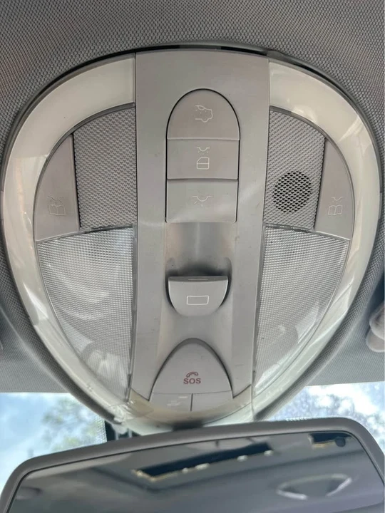 2004 Mercedes-Benz W211 E-Class - Image 3 of 19