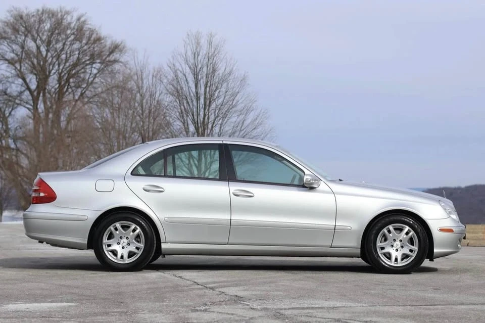 2004 Mercedes-Benz W211 E-Class - Image 2 of 19