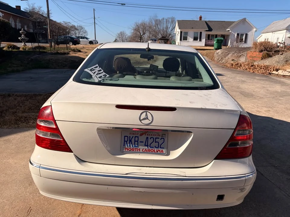 2004 Mercedes-Benz W211 E-Class - Image 4 of 5