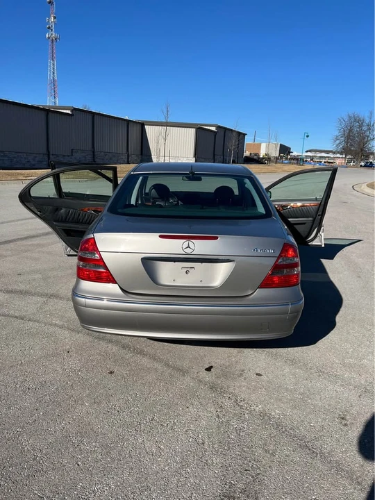 2004 Mercedes-Benz W211 E-Class - Image 8 of 9