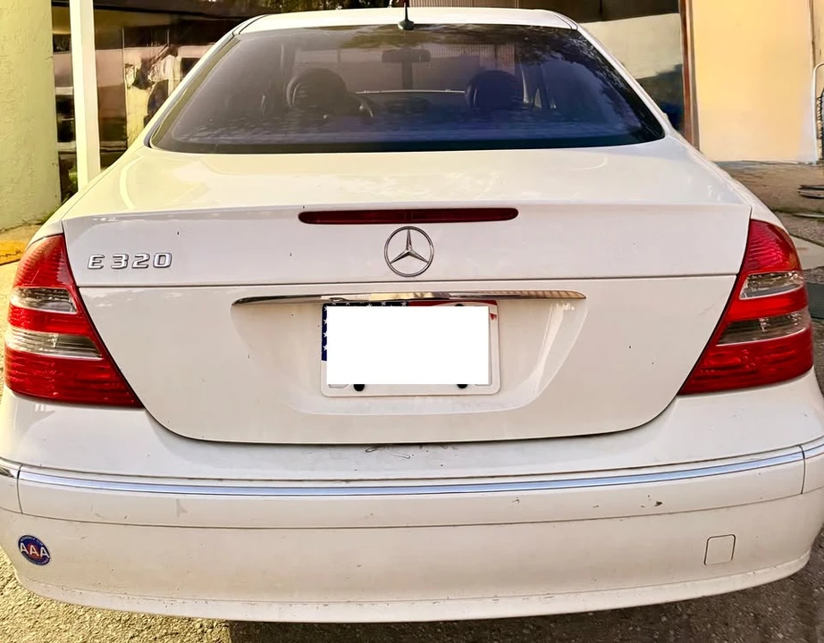 2004 Mercedes-Benz W211 E-Class - Image 3 of 10