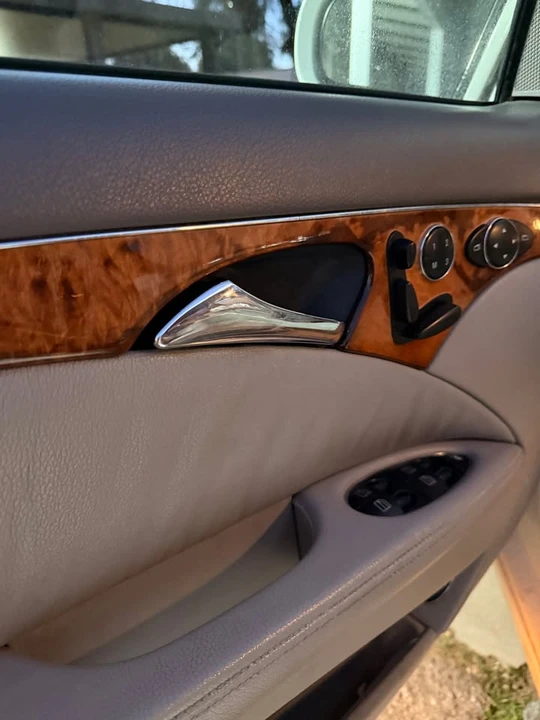 2004 Mercedes-Benz W211 E-Class - Image 9 of 10