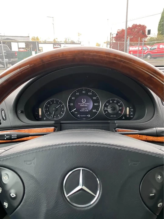 2004 Mercedes-Benz W211 E-Class - Image 8 of 11
